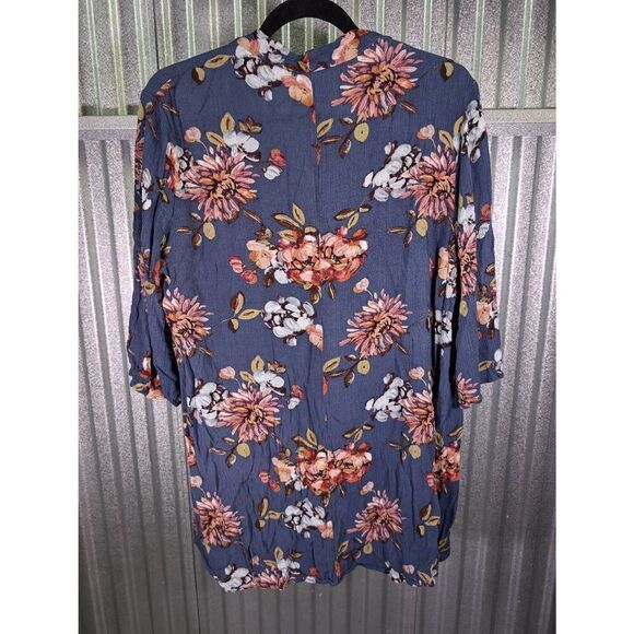 Pink Clover Floral Kimono Size Large - Picture 2 of 6